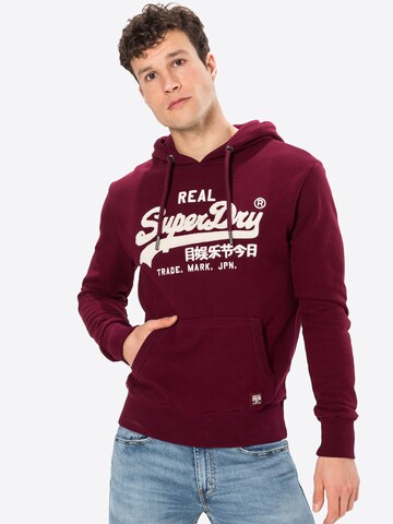Superdry Tapered Sweatshirt in Rot: predná strana