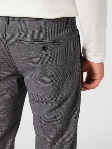 Marc O'Polo Regular Панталон Chino в сиво