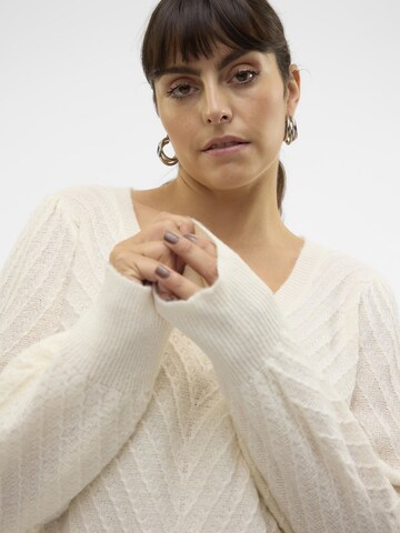 Vero Moda Curve Sweater 'STINNA' in Grey