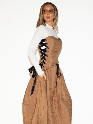 IUnique Top 'Quilted Corset with Ribbon Ties'‌ in Braun: Vorderseite