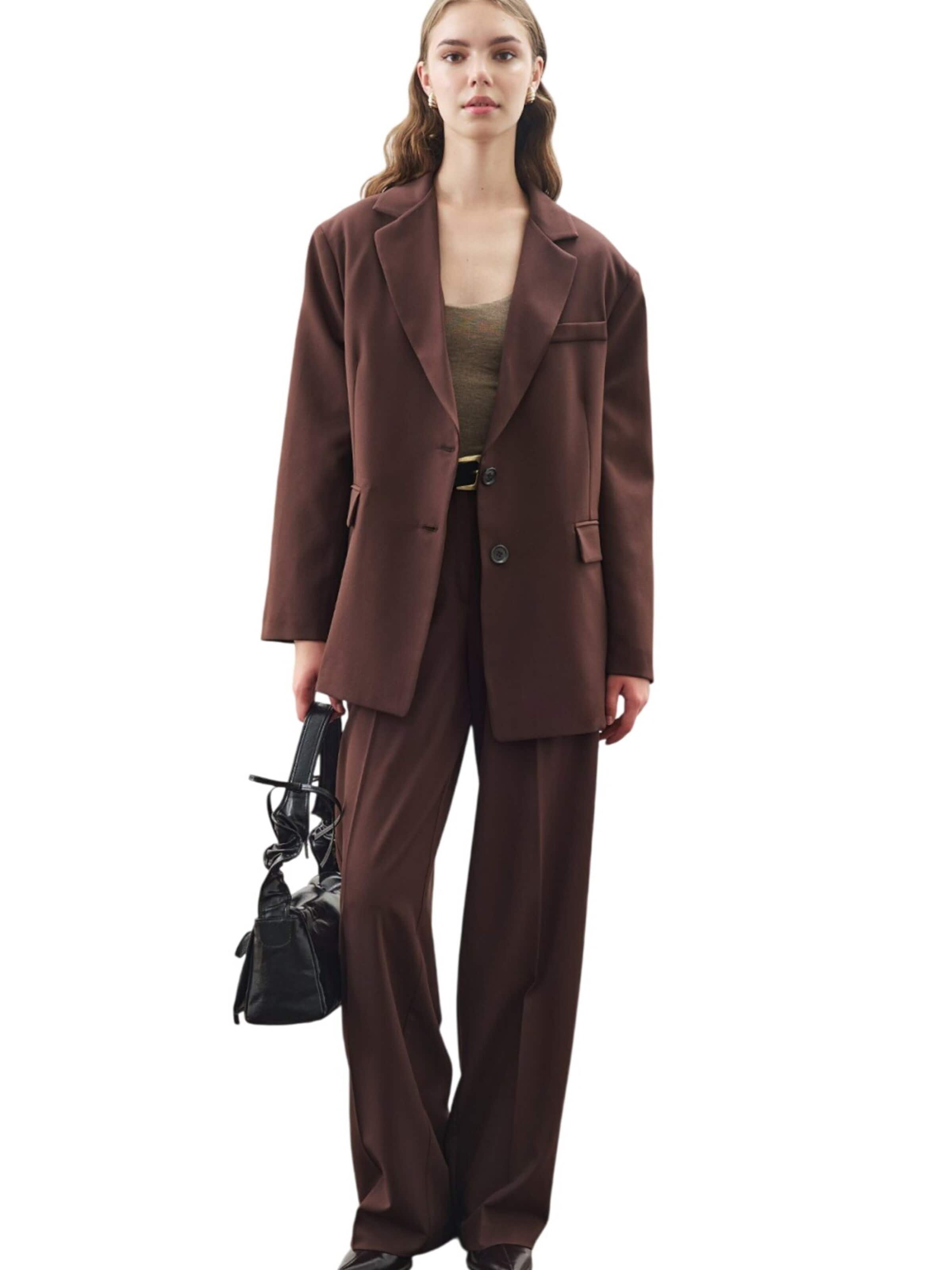 MANUKA Trousers in Brown: front