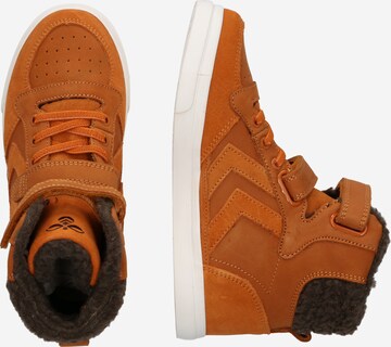 Hummel Sneakers in Bruin