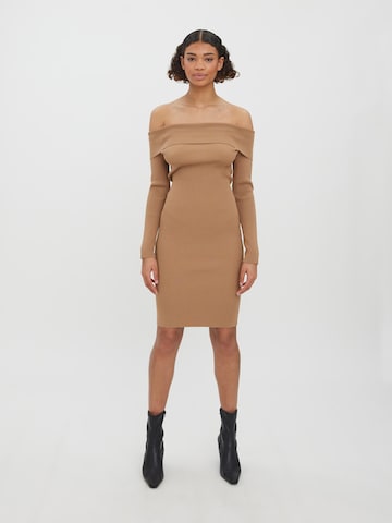 VERO MODA Knitted dress 'WILLOW' in Brown: front