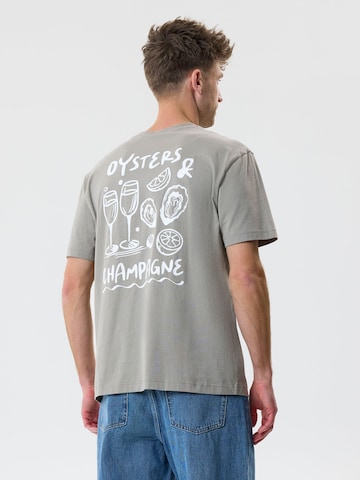 TWO SOON Shirt in Blauw: voorkant