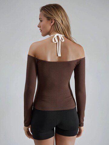 T-shirt Busem en marron