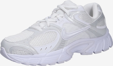 balts Nike Sportswear Zemie brīvā laika apavi 'V5': no priekšpuses