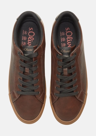 Baskets basses s.Oliver en marron : au dessus