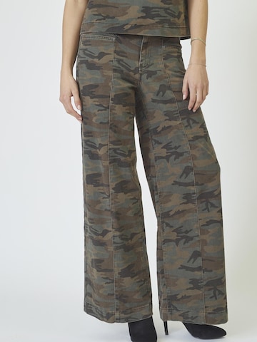 Regular Jean 'Camou' co'couture en mélange de couleurs : devant
