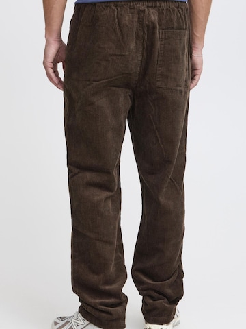 !Solid Regular Chino trousers 'Gutti' in Brown