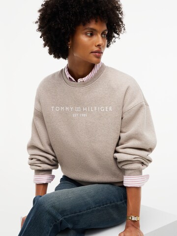 TOMMY HILFIGER Sweatshirt in Beige: front
