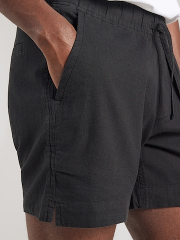 Regular Pantalon Abercrombie & Fitch en noir