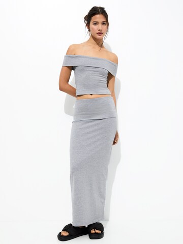 Pull&Bear Top in Grey