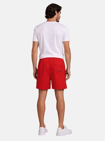 U.S. POLO ASSN. Regular Badeshorts in Rot