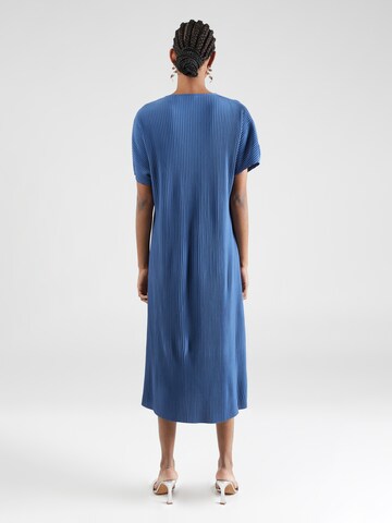 Robe 'TRISSA' b.young en bleu