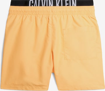 Shorts de bain Calvin Klein Swimwear en orange