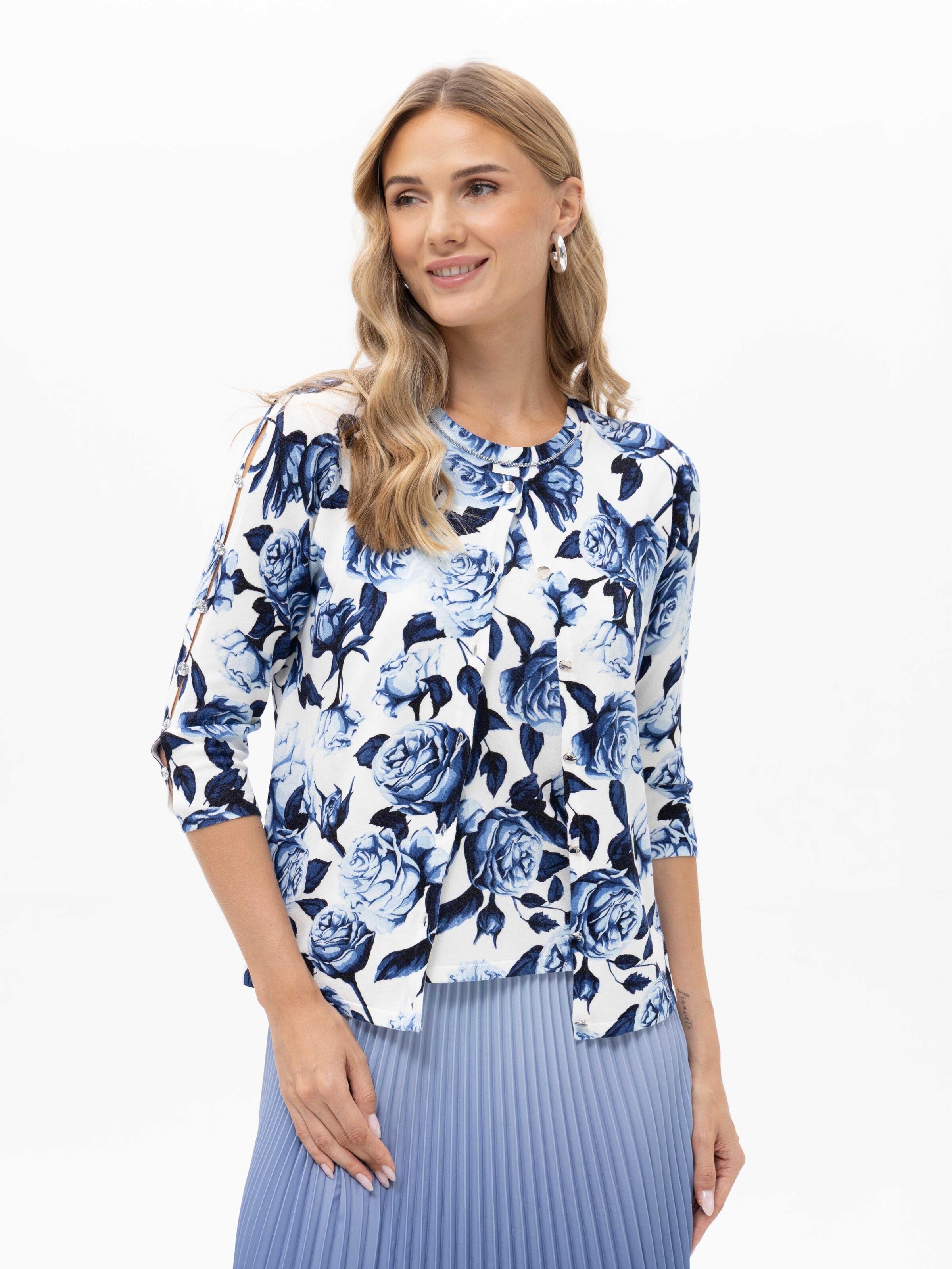 Passioni Knit Cardigan 'Twinset mit blauen Rosen Muster' in Blue