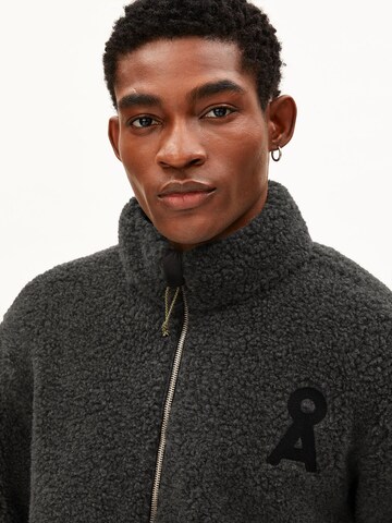 ARMEDANGELS Overshirt WOOL BLEND FLEECE in Grau