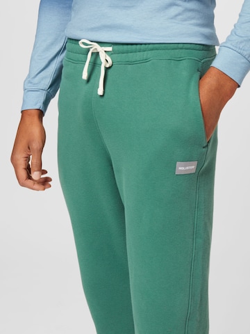 HOLLISTER Regular Pants in Green