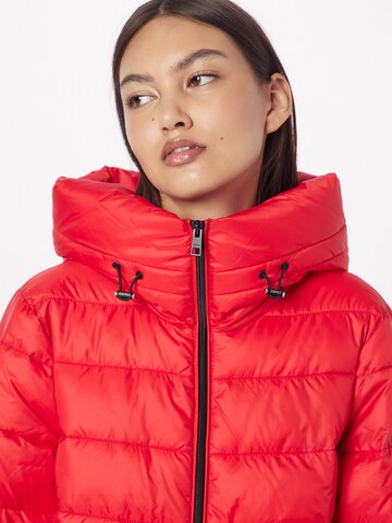 Manteau d’hiver ESPRIT en rouge