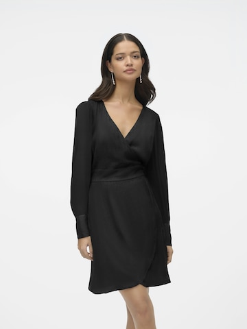 Robe VERO MODA en noir : devant