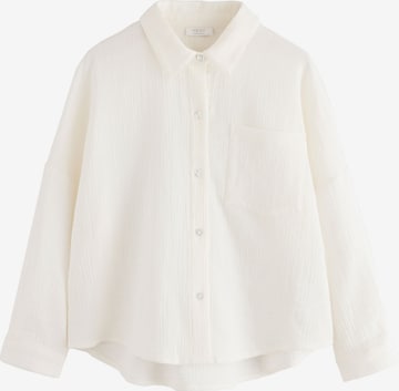 Next Pusero värissä valkoinen: etupuoli