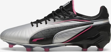 Chaussure de foot 'King Ultimate' PUMA en argent : devant