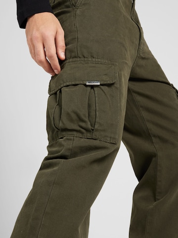 PegadorWide Leg/ Široke nogavice Cargo hlače 'NEIVA' - zelena boja