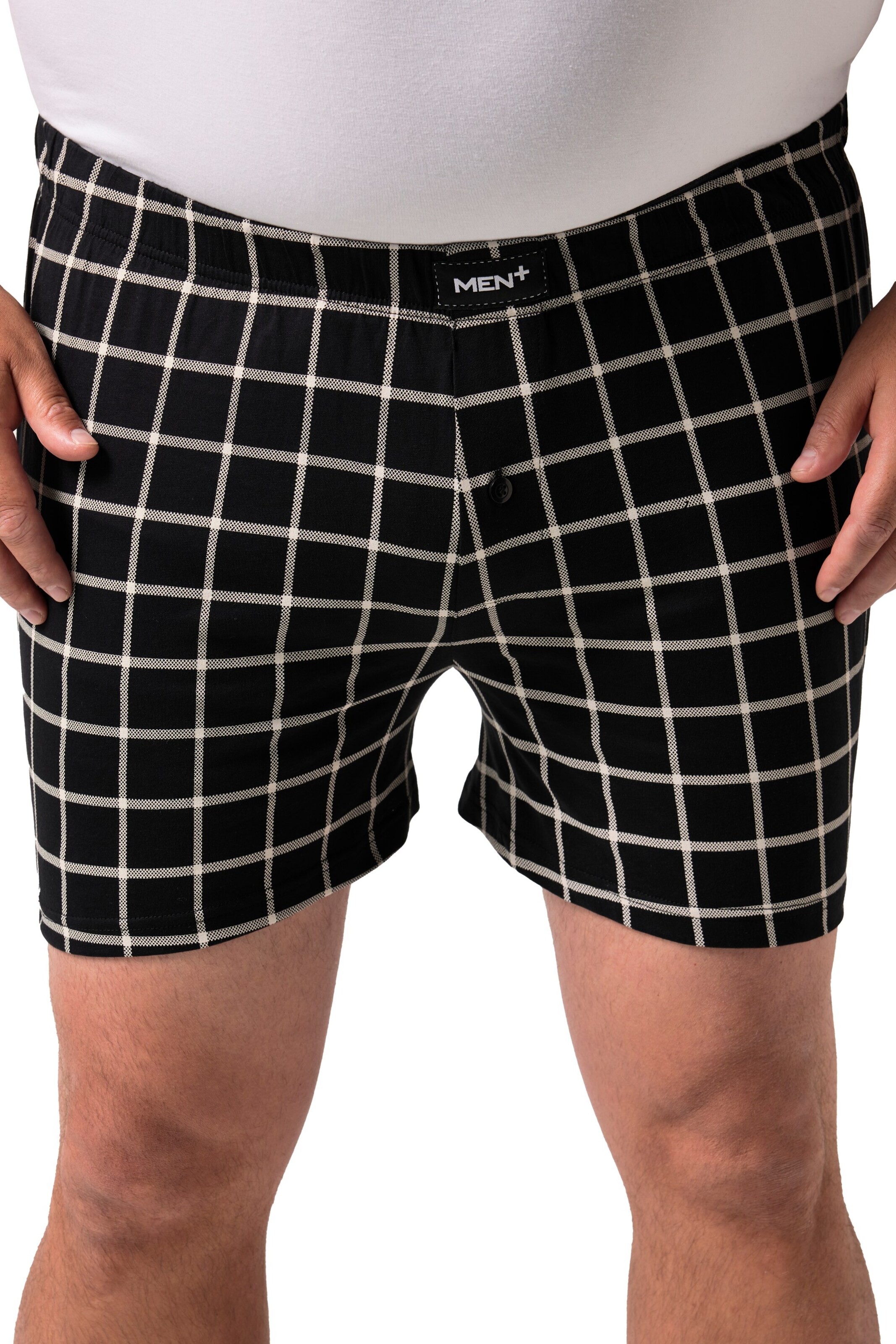 Men Plus Boxershort in Schwarz: Vorderseite