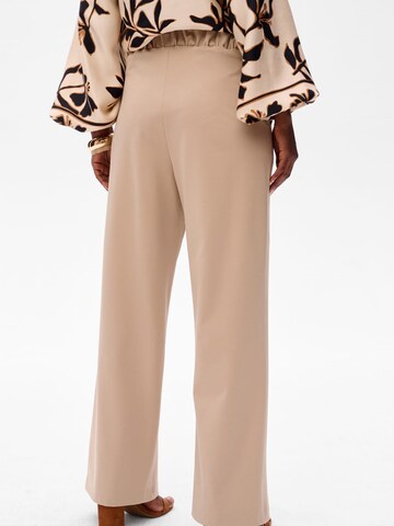 Blue Shadow Regular Hose‌‌ in Beige