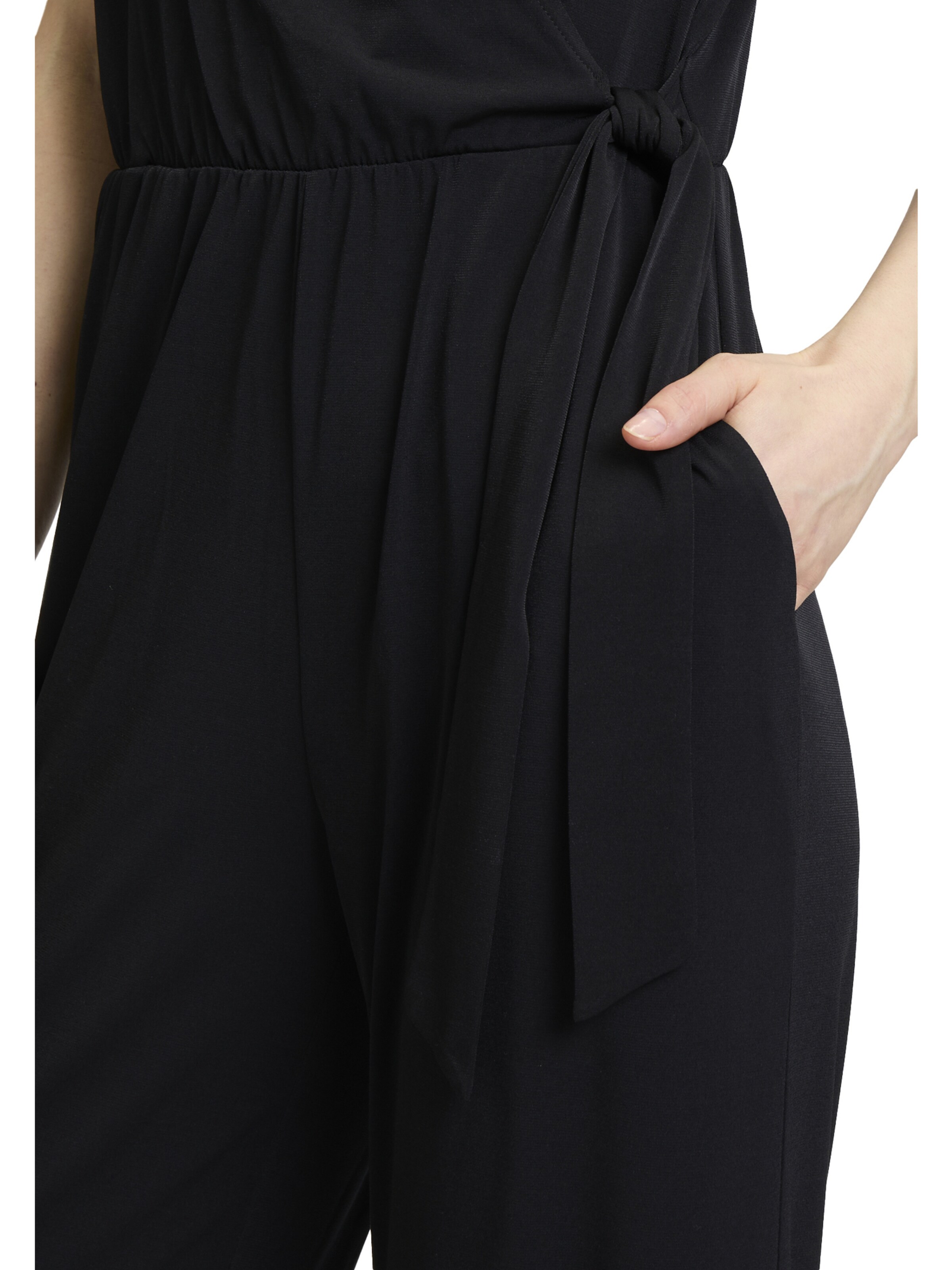 Tuta jumpsuit di Cartoon in nero