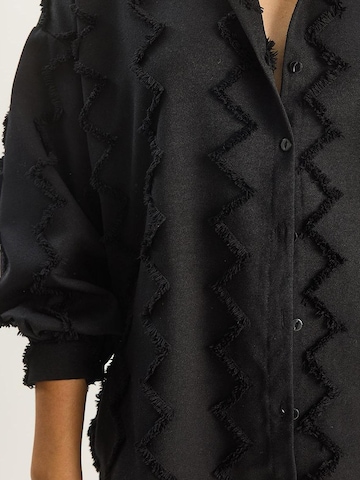 Bianco Lucci - Blusa em preto