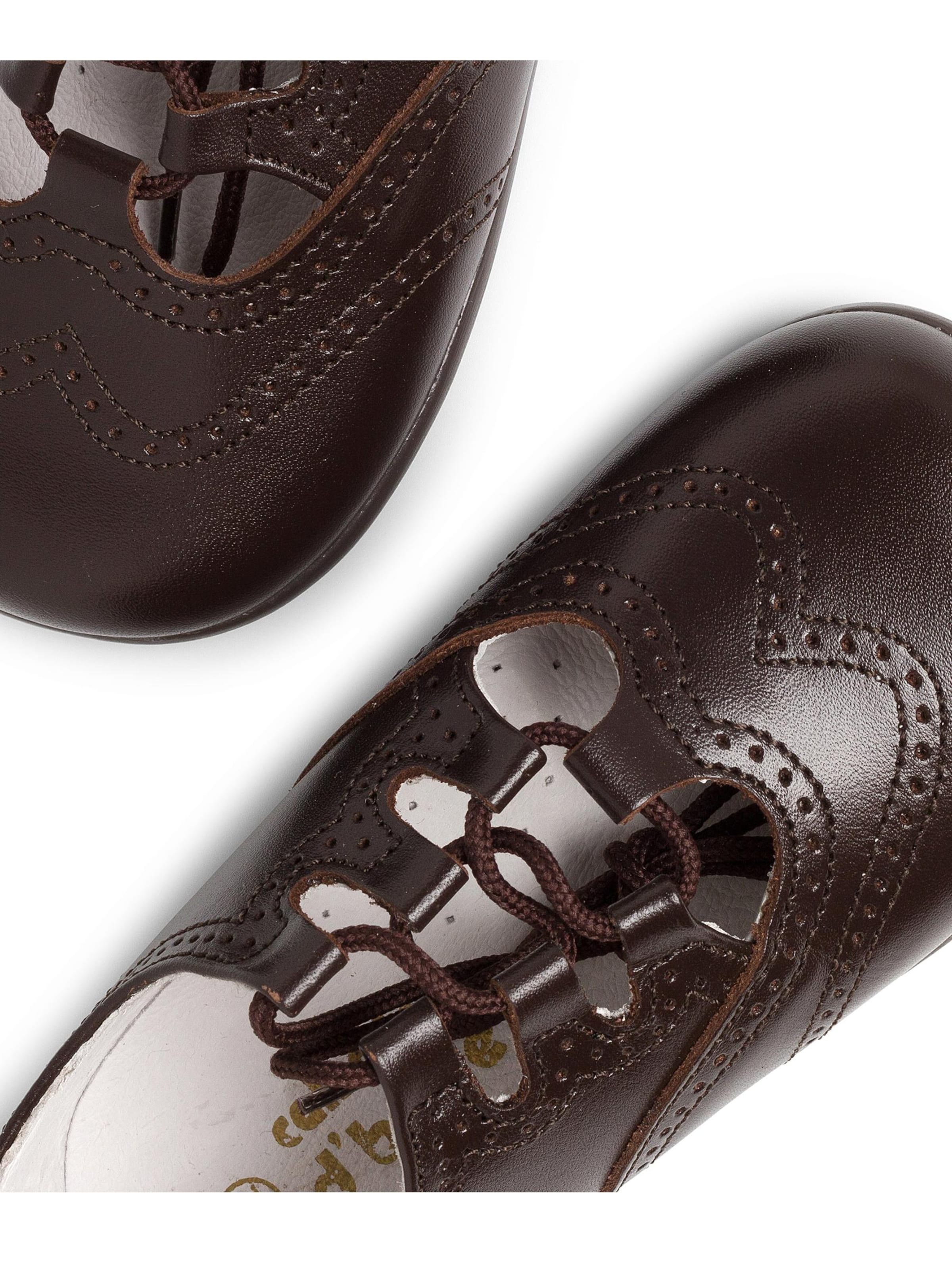 Chaussure basse Pisamonas en marron