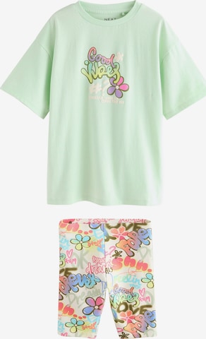 Next Setti värissä vihreä: etupuoli