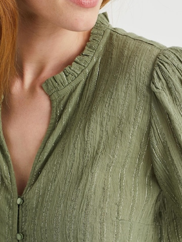 WE Fashion Blouse in Green