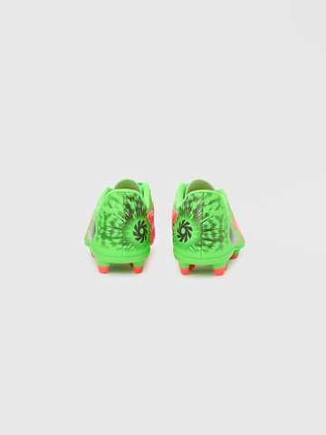 NIKE Športni čevelj 'PHANTOM 6 CLUB' | rdeča barva