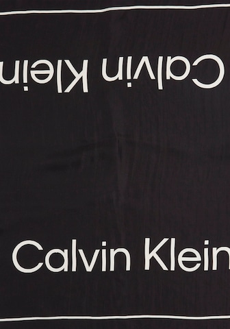 Calvin Klein Wrap in Black