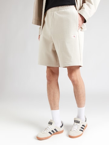 Calvin Klein Jeans Normalny krój Spodnie w kolorze biały: przód