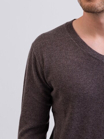 Pullover di CASH-MERE.CH in marrone