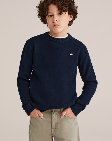 WE Fashion Sweater in Black: front