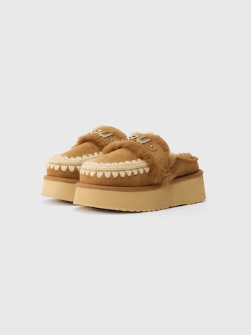 MOU Pantoletter i brun