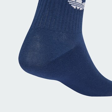 Chaussettes ADIDAS ORIGINALS en bleu