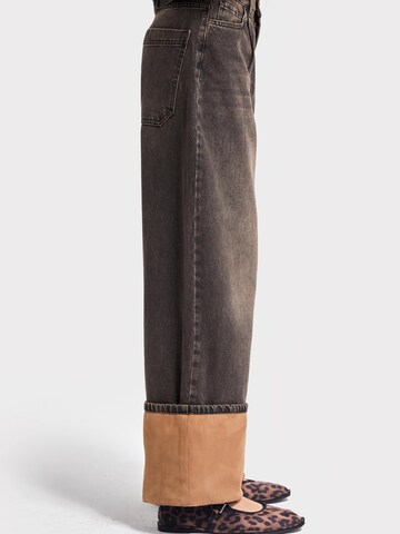 IT'S BASIC Baggy Jeans 'Baggy Mid Rise Jeans' in Bruin