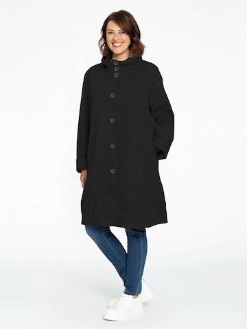 Yoek Between-Seasons Coat 'Rory' in Black