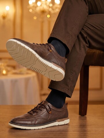 ALLTHEMEN Schnürschuh 'Tritt'‌‌‌‌ in Braun