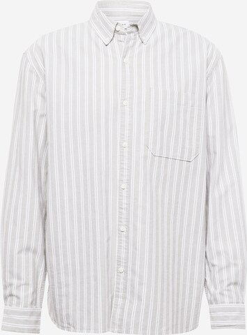TOPMAN Comfort fit Button Up Shirt in Grey: front