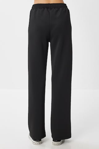 Happiness İstanbul Широкий Плиссированные брюки в Черный