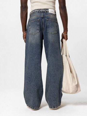 Wide leg Jeans 'CONROE' di VAMOS CLO in blu