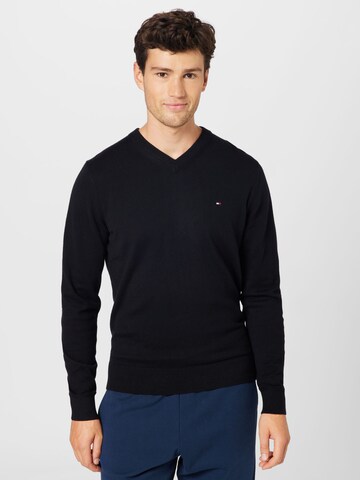 TOMMY HILFIGER Sweater in Black: front