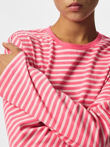 Tricou 'PCSADIE' de la PIECES pe roz