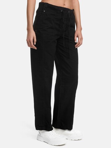 Tazzio Regular Pants 'F601' in Black
